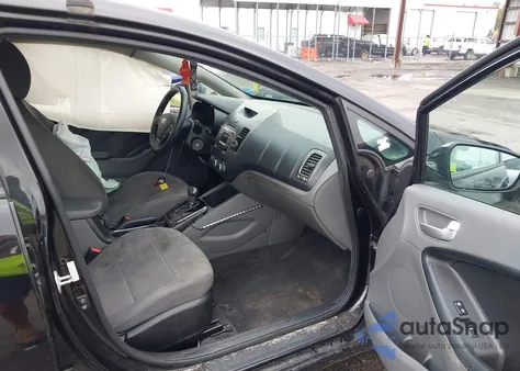 2018 Kia Forte Lx из США, поврежденный, VIN 3KPFK4A72JE232132